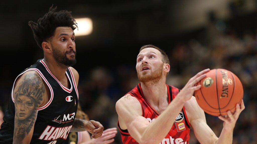 Dylan Windler top scores for undermanned Perth Wildcats during NBL Blitz loss to Illawarra Hawks